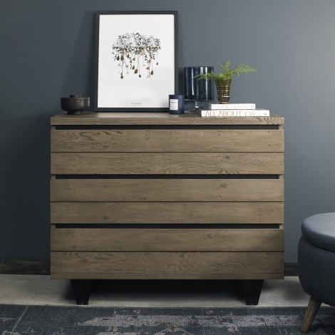 Tivoli - Weathered Oak - Chest of 3 Drawers - Peppercorn Legs