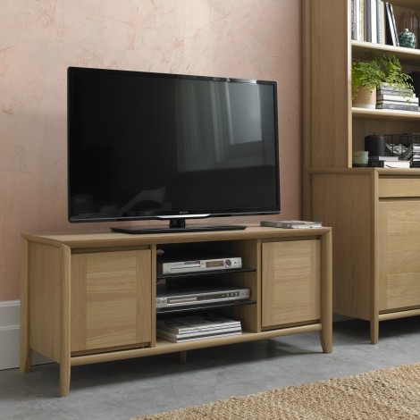 Bergen - Oak - Entertainment Unit - Curved Tapering Legs