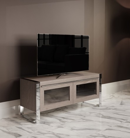 Idah - Contemporary - Silver Oak Top - Medium / Standard - Media Unit / TV Unit - Chrome Legs