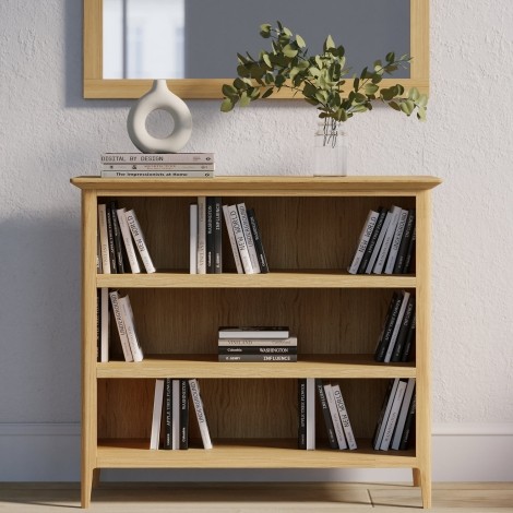 Saxon Oak - 3 Open Shelves Small Bookcase - Clean Lacquer Finish