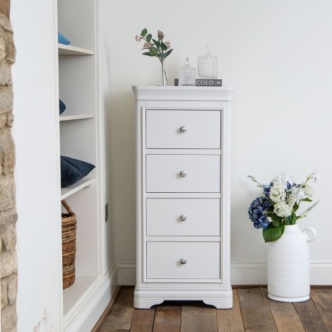 Sutton - Narrow - Soft White - 4 Drawer Chest - Sculpture Feet