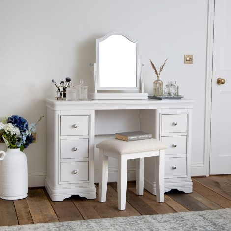 Sutton - Rectangular - Soft White - 6 Drawer - Dressing Table - Sculpture Feet